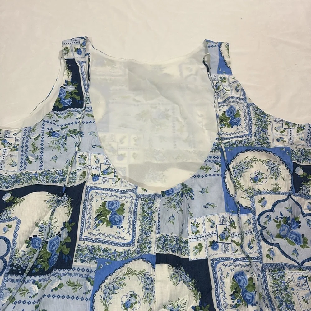 Abercrombie & Fitch Blue and White Floral Patchwork Mini Dress - Picture 5 of 9